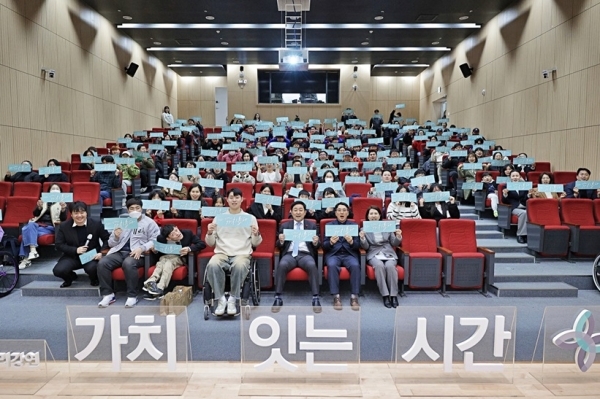 스토리 강연 「가치 잇는 시간」 첫번째 이야기(사진 추가)